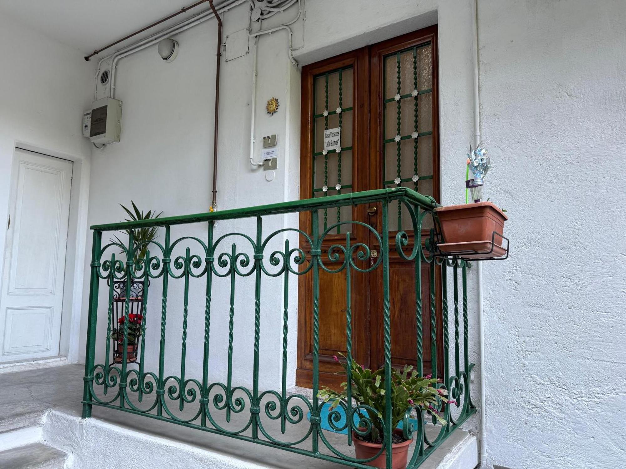 Appartamento Alle Rampe Como Exterior photo